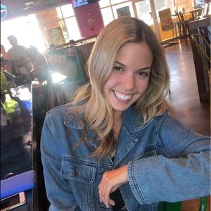 Meet your Posher, Jenna